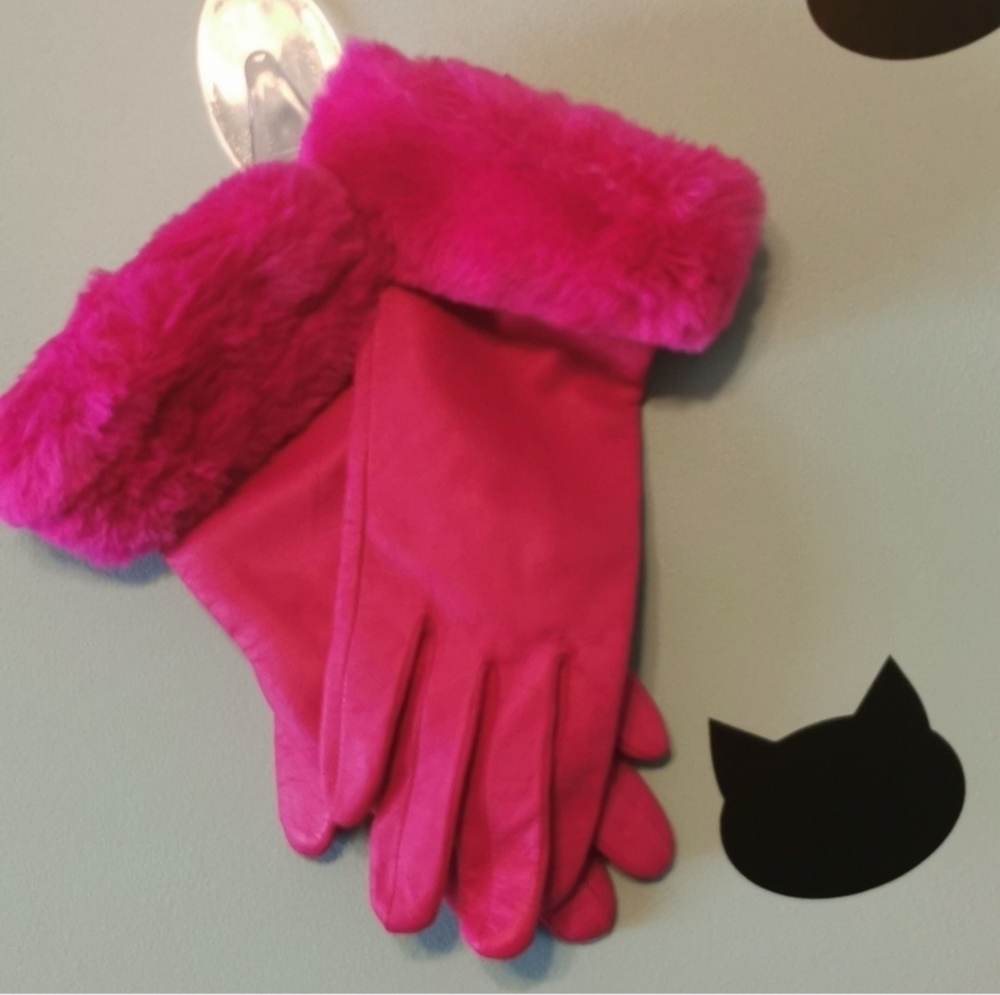 Mitchie's Leather Gloves Fur Trim Bright Pink 💞